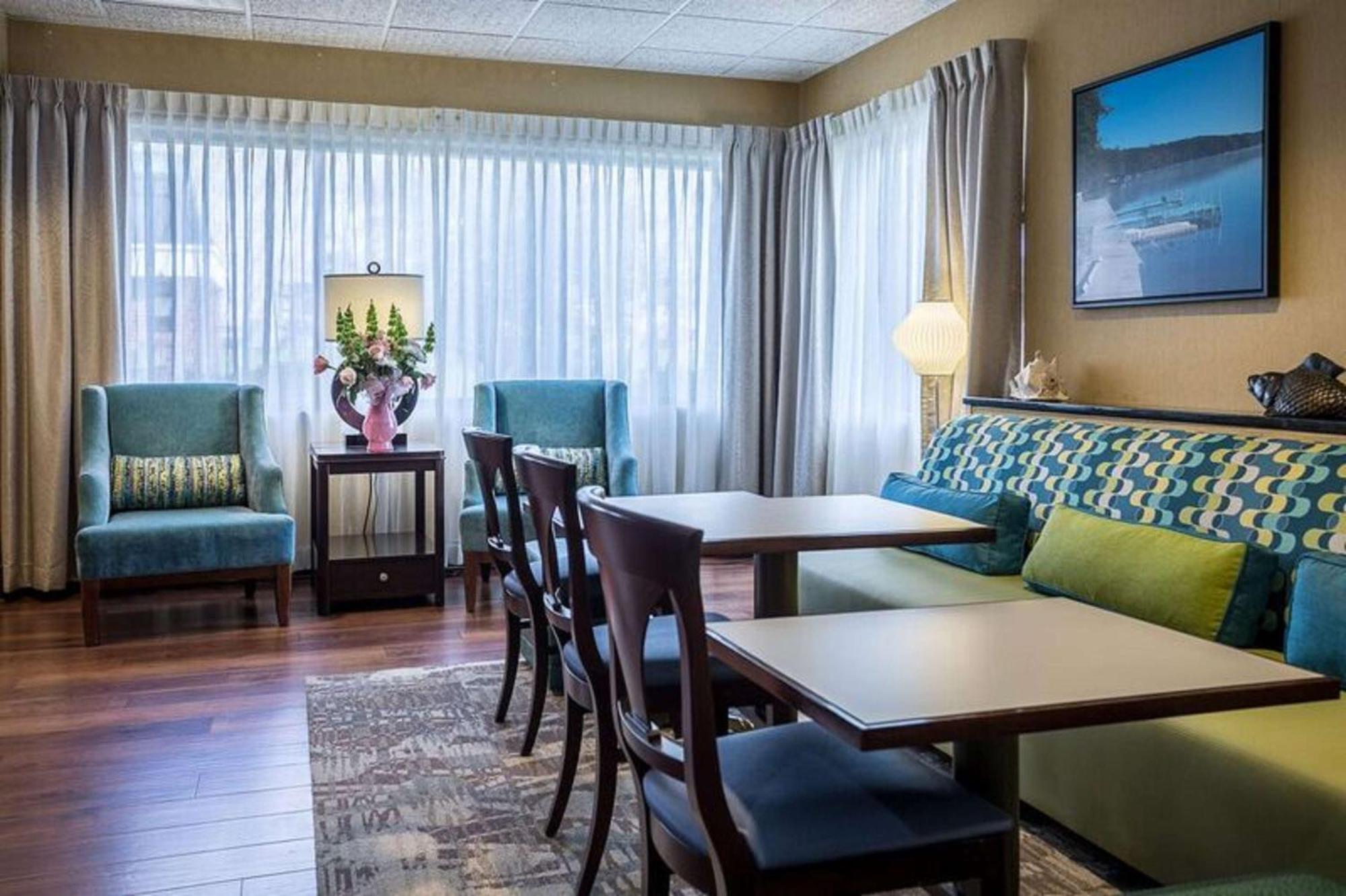 Hampton Inn Somerset Dış mekan fotoğraf